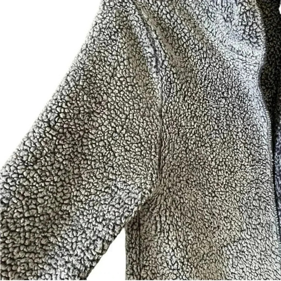 Pink Victoria’s Secret Gray Open Front Sherpa  Hooded Jacket Sz One Size #1482 - Picture 5 of 11